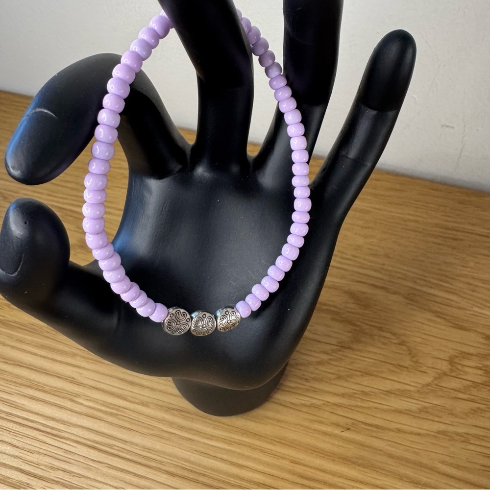 Glass Beaded Elastic Bracelet Lilac Metal Antique Silver Plated Carved Lentil